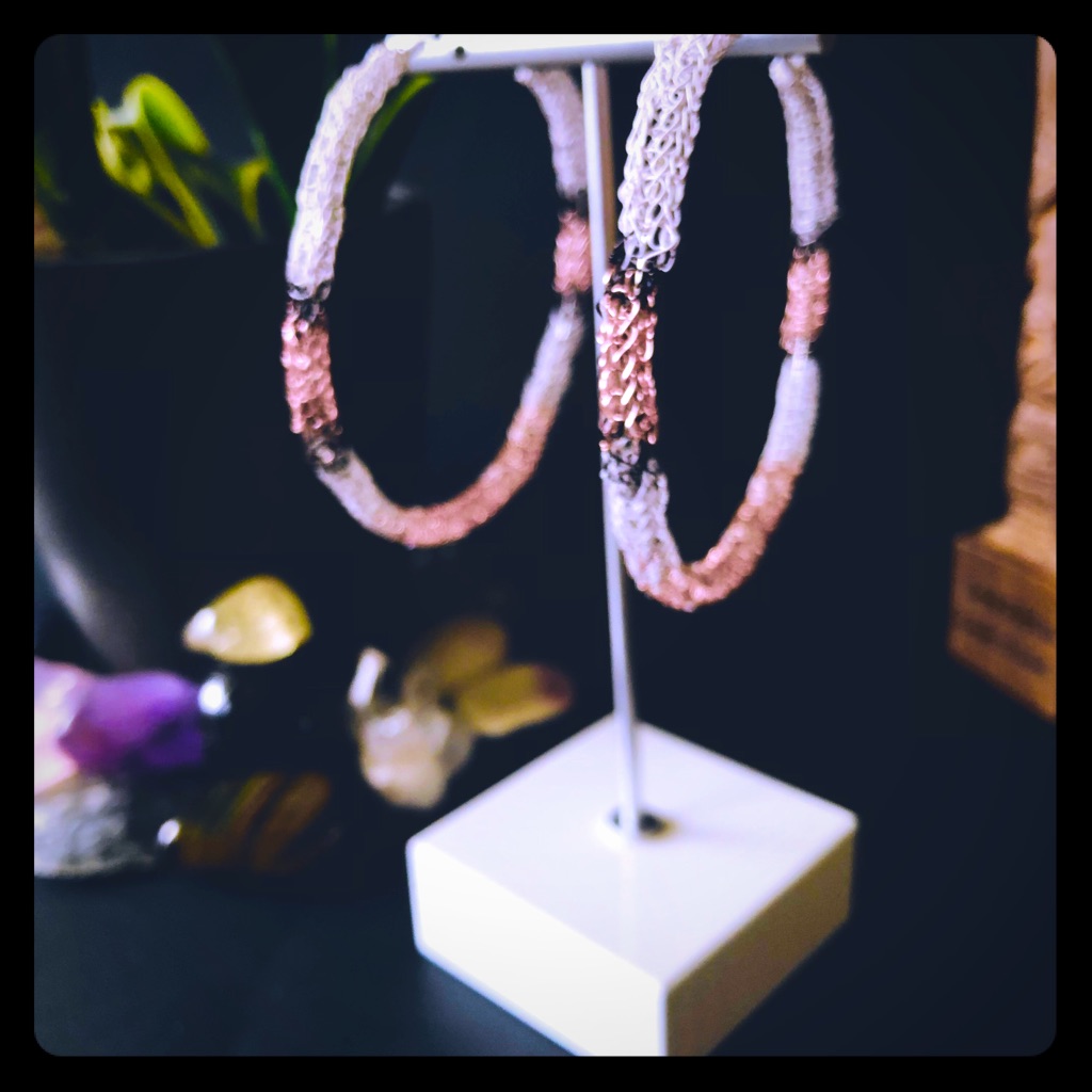 25 Handmade Rose Gold White Crocheted Earrings 65$